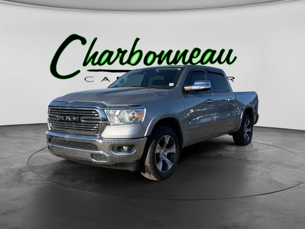 Used 2022 RAM 1500 Laramie AWD/4WD image 1