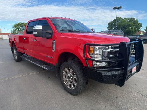 Used 2021 Ford F350 Lariat w/ Lariat Ultimate Package AWD/4WD image 3