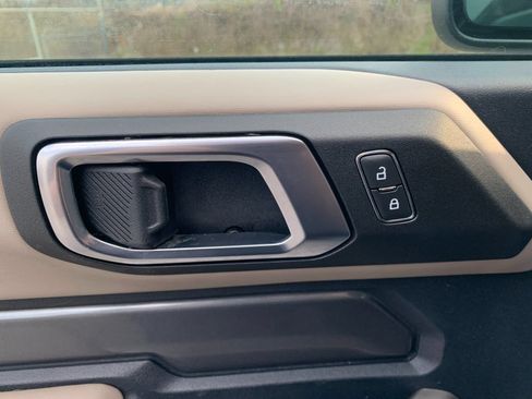 Used 2022 Ford Bronco Wildtrak AWD/4WD image 13