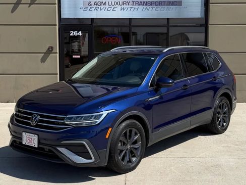 Used 2023 Volkswagen Tiguan SE FWD image 1