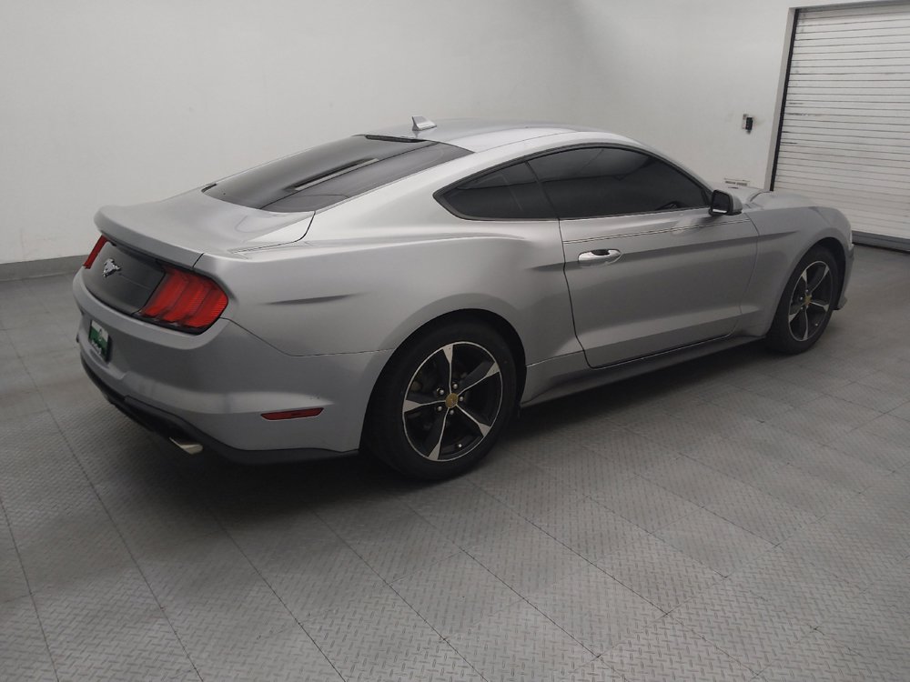Used 2020 Ford Mustang Coupe RWD image 10