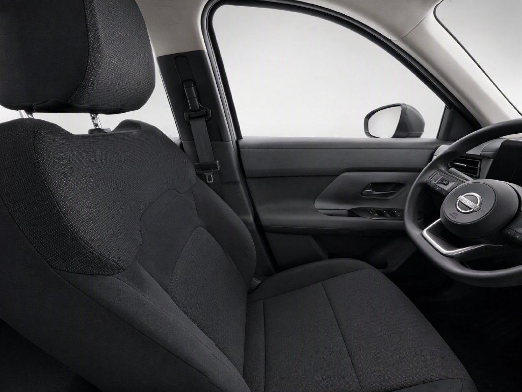 Used 2026 Nissan Kicks S w/ Charging Package FWD image 25