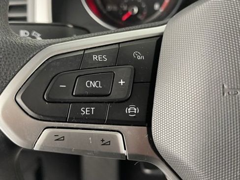 Used 2021 Volkswagen Atlas S image 38