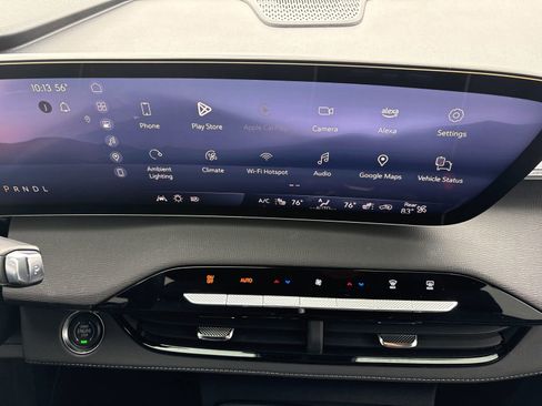 Certified 2025 Buick Enclave Sport Touring w/ LPO, All-Weather Package image 26