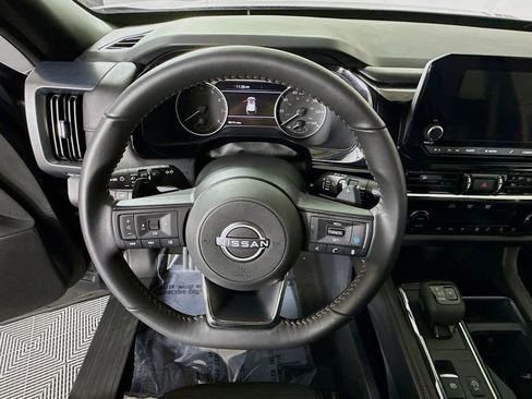 Used 2025 Nissan Pathfinder Rock Creek AWD/4WD image 20