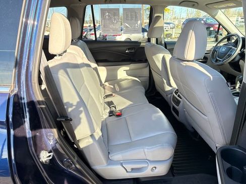 Certified 2018 Honda Pilot EX-L image 12