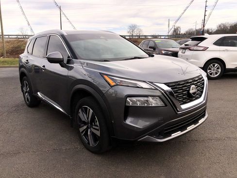 Used 2023 Nissan Rogue SL w/ SL Premium Package image 7