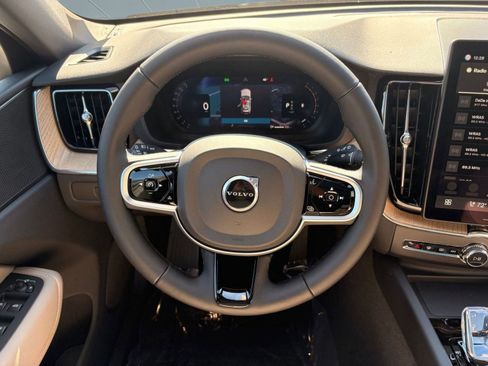 New 2026 Volvo XC60 B5 Plus w/ Climate Package image 17