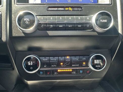 Used 2020 Ford Expedition Max Limited AWD/4WD image 21