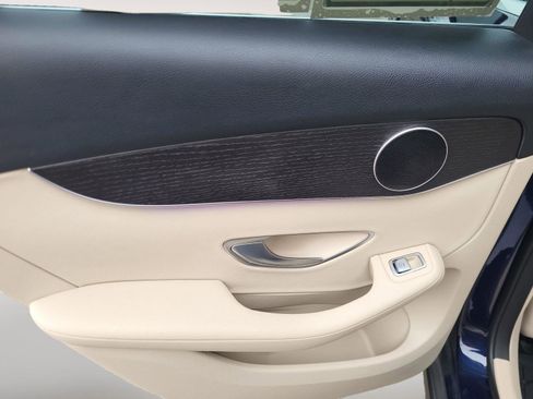 Used 2022 Mercedes-Benz GLC 300 GLC 300 image 20