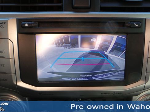 Used 2017 Toyota 4Runner SR5 Premium image 18