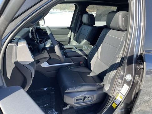 New 2026 Toyota Tundra Limited image 6