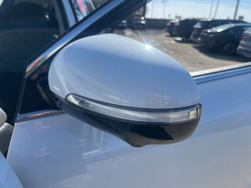 Certified 2020 Kia Sorento SX image 34