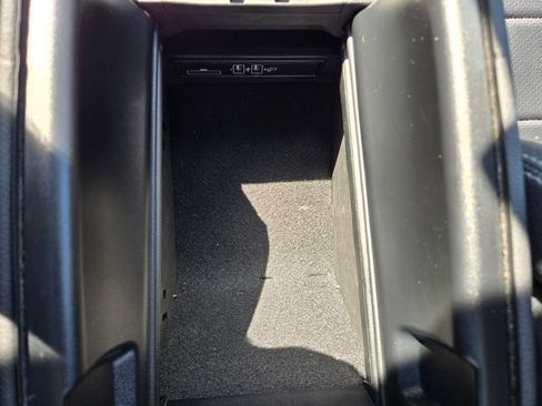 Used 2021 Mercedes-Benz C 300 4MATIC Sedan image 37