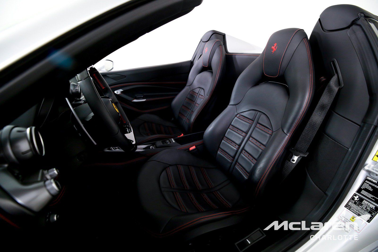 Used 2022 Ferrari F8 Tributo RWD image 12