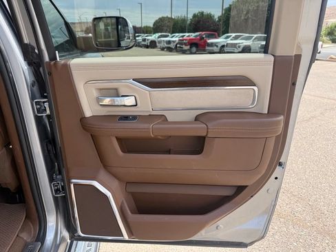 Used 2022 RAM 2500 Laramie AWD/4WD image 18