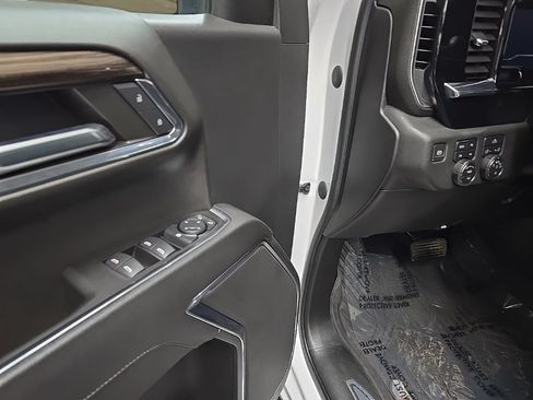Used 2023 Chevrolet Silverado 1500 RST AWD/4WD image 27