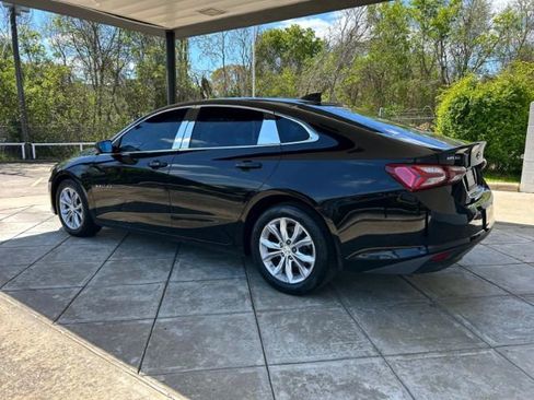Used 2020 Chevrolet Malibu LT image 2