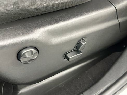 Used 2020 Dodge Durango SXT image 18