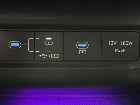 Used 2025 Hyundai Tucson Limited AWD/4WD image 31