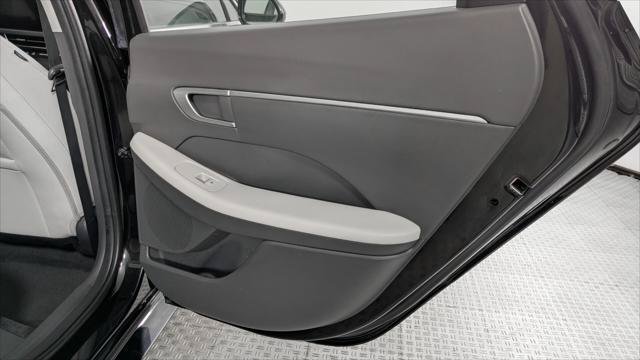 Used 2025 Hyundai Sonata SEL FWD image 19
