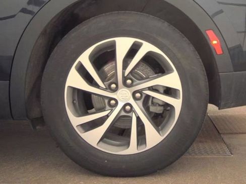 Used 2021 Buick Envision Essence AWD/4WD image 19
