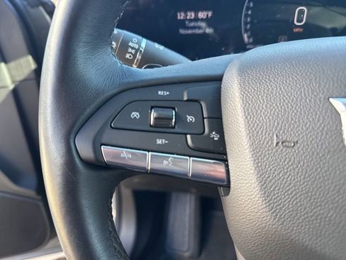 Used 2024 Cadillac XT4 Premium Luxury image 23