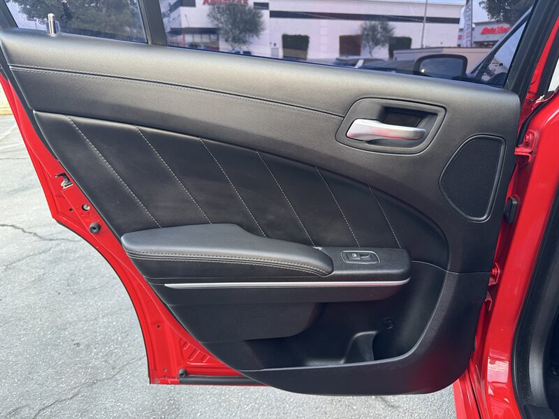Used 2021 Dodge Charger Scat Pack RWD image 27