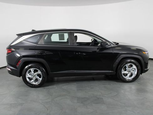 Certified 2024 Hyundai Tucson SE FWD image 12