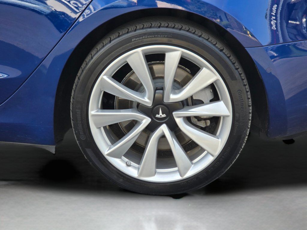 Used 2020 Tesla Model 3 Long Range AWD/4WD image 31