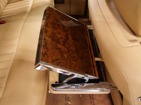 Used 2010 Rolls-Royce Phantom Sedan image 35