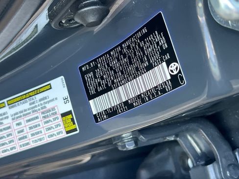 Used 2024 Toyota Corolla LE FWD image 28