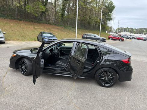 Used 2025 Honda Civic Sport image 18