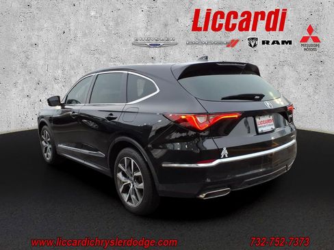 Used 2023 Acura MDX SH-AWD w/ Technology Package image 4