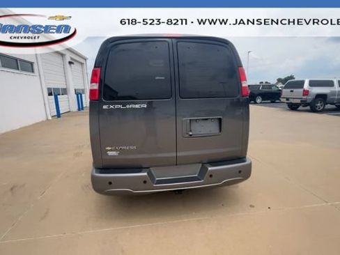 Used 2021 Chevrolet Express 2500 LS w/ Enhanced Convenience Package RWD image 7