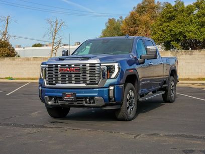 New 2025 GMC Sierra 2500 Denali w/ Technology Package