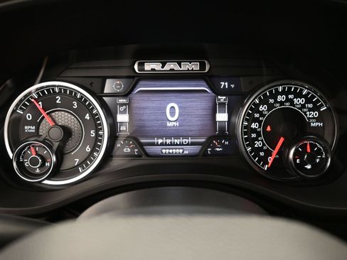 Used 2023 RAM 1500 Big Horn AWD/4WD image 27