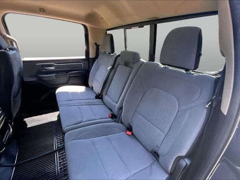 Used 2019 RAM 1500 Big Horn AWD/4WD image 19