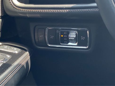 Used 2025 Lincoln Aviator Reserve w/ Illumination Package AWD/4WD image 24