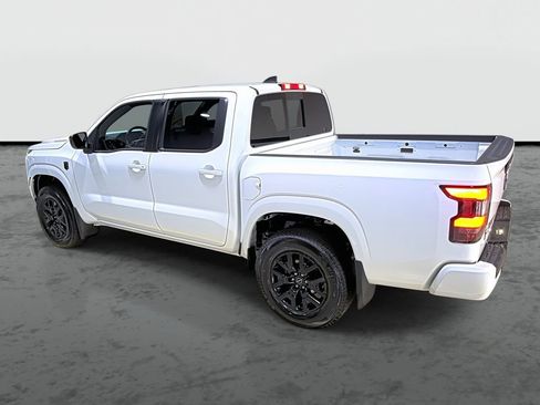 New 2026 Nissan Frontier SV w/ Tow Package AWD/4WD image 2