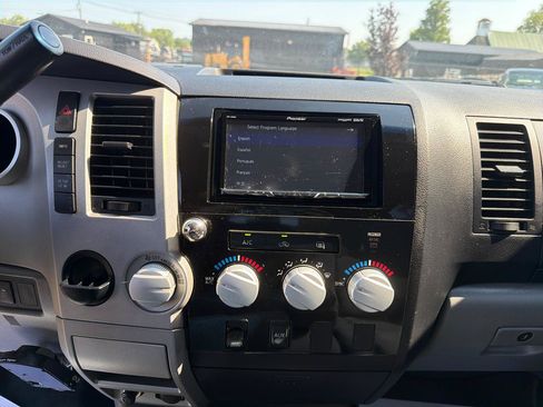 Used 2009 Toyota Tundra SR5 RWD image 11