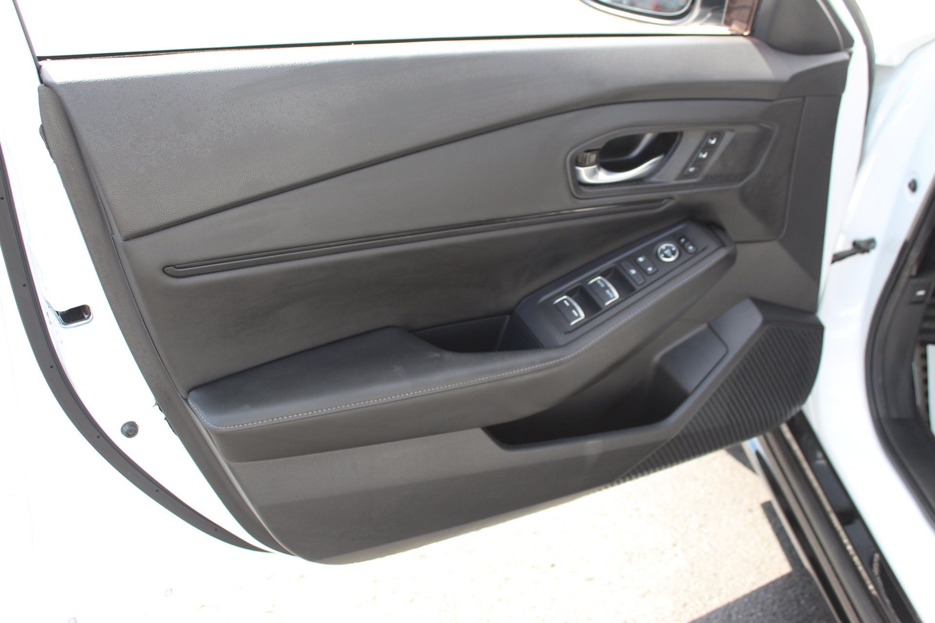 Used 2025 Honda Accord Sport image 11