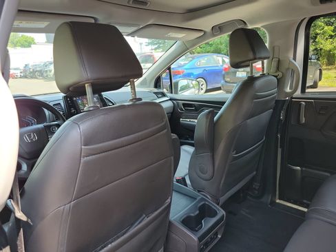 Used 2019 Honda Odyssey EX-L image 25