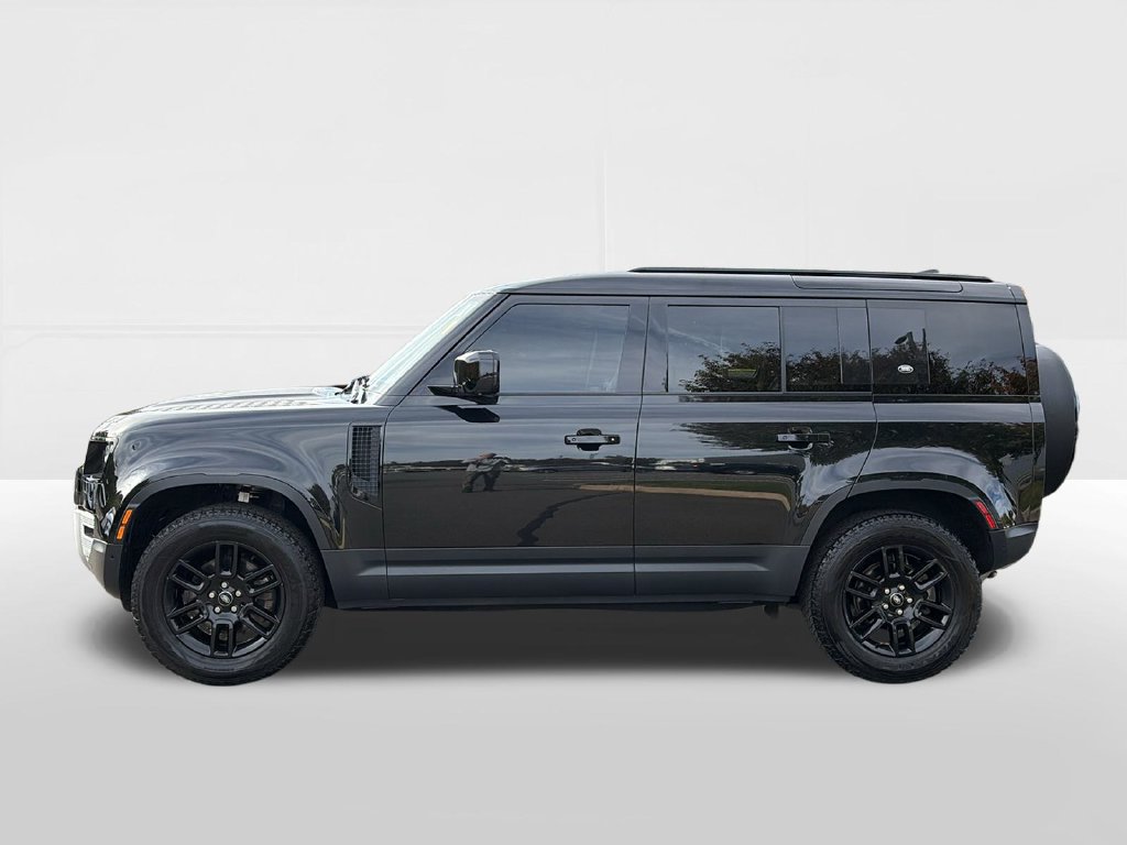 Certified 2024 Land Rover Defender 110 S AWD/4WD image 8