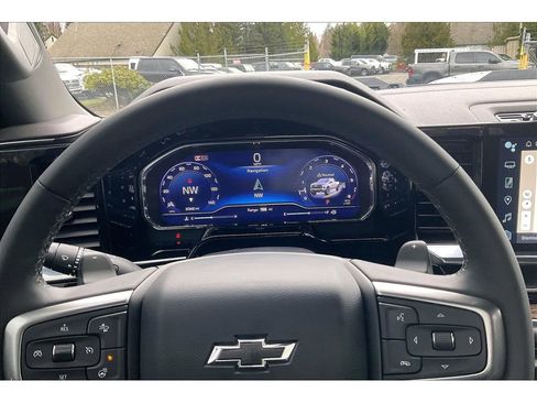 Used 2024 Chevrolet Silverado 1500 LT Trail Boss w/ LT Trail Boss Premium Package image 20