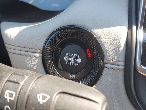 Used 2024 Jeep Compass Limited w/ Sun and Sound Group AWD/4WD image 24