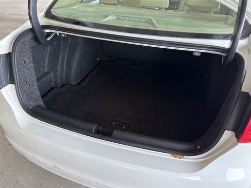 Used 2014 Volkswagen Jetta SE image 27