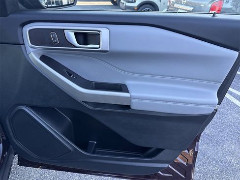 Used 2023 Ford Explorer XLT w/ Equipment Group 202A image 14