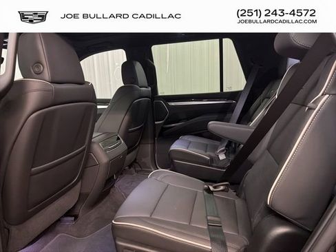 New 2026 Cadillac Escalade Luxury w/ LPO, Floor Liner Package RWD image 20