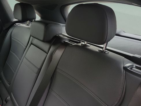 Certified 2026 Mercedes-Benz GLC 300 image 9